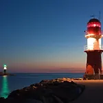 Hanni, wenige Minuten zum Strand