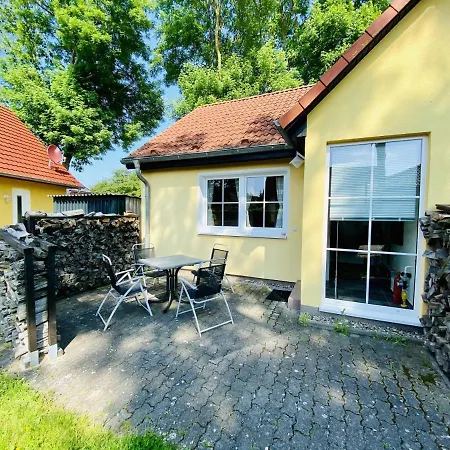 Hanni, Wenige Minuten Zum Apartment Rostock